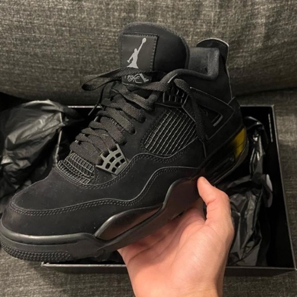 Jordan Men's Black Sneakers